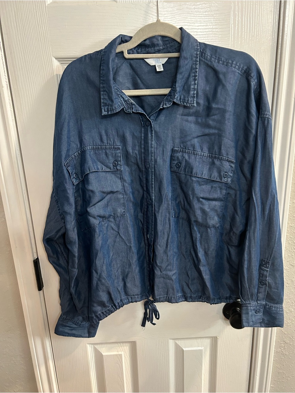 Time and Tru Women’s Blue Solid Collared Long Sleeve Button-Up Shirt Pockets 3X